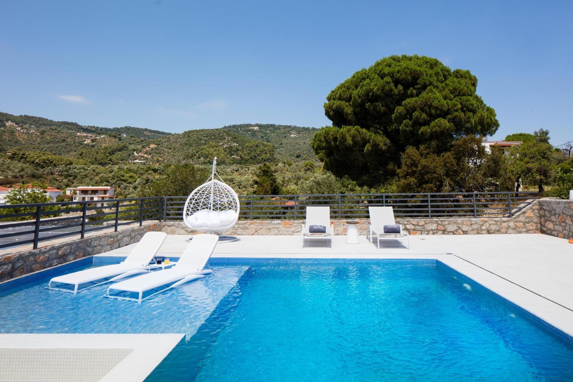 Amira Aparthotel Skiathos Town Exterior photo