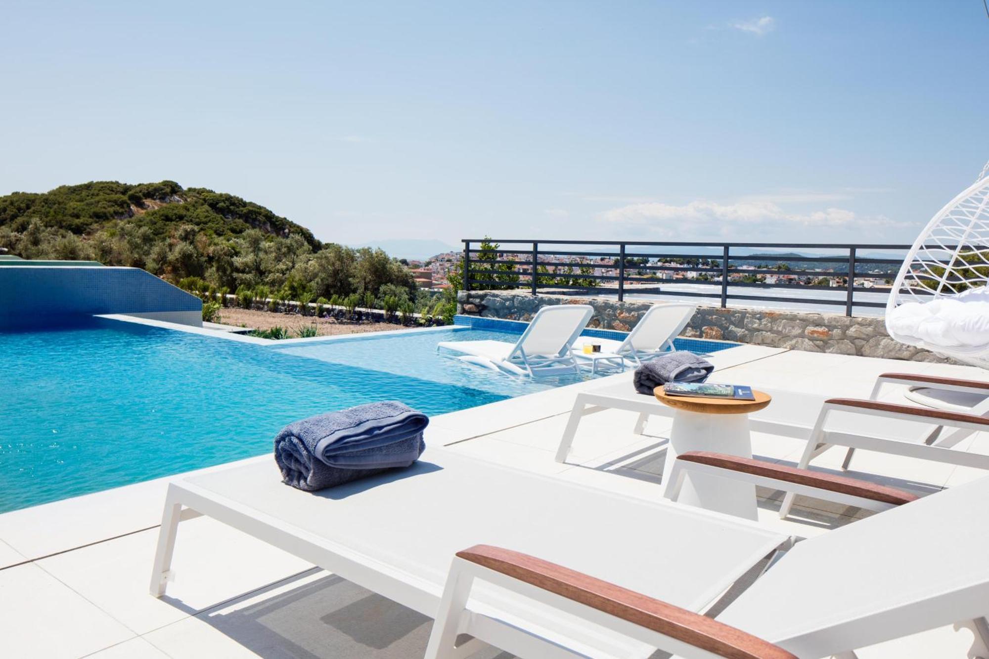 Amira Aparthotel Skiathos Town Exterior photo
