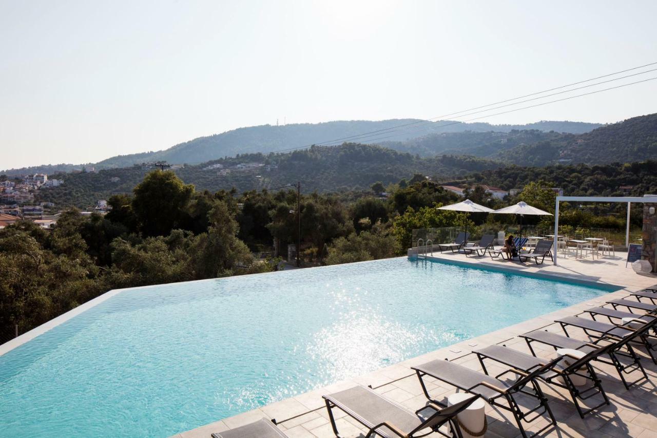Amira Aparthotel Skiathos Town Exterior photo