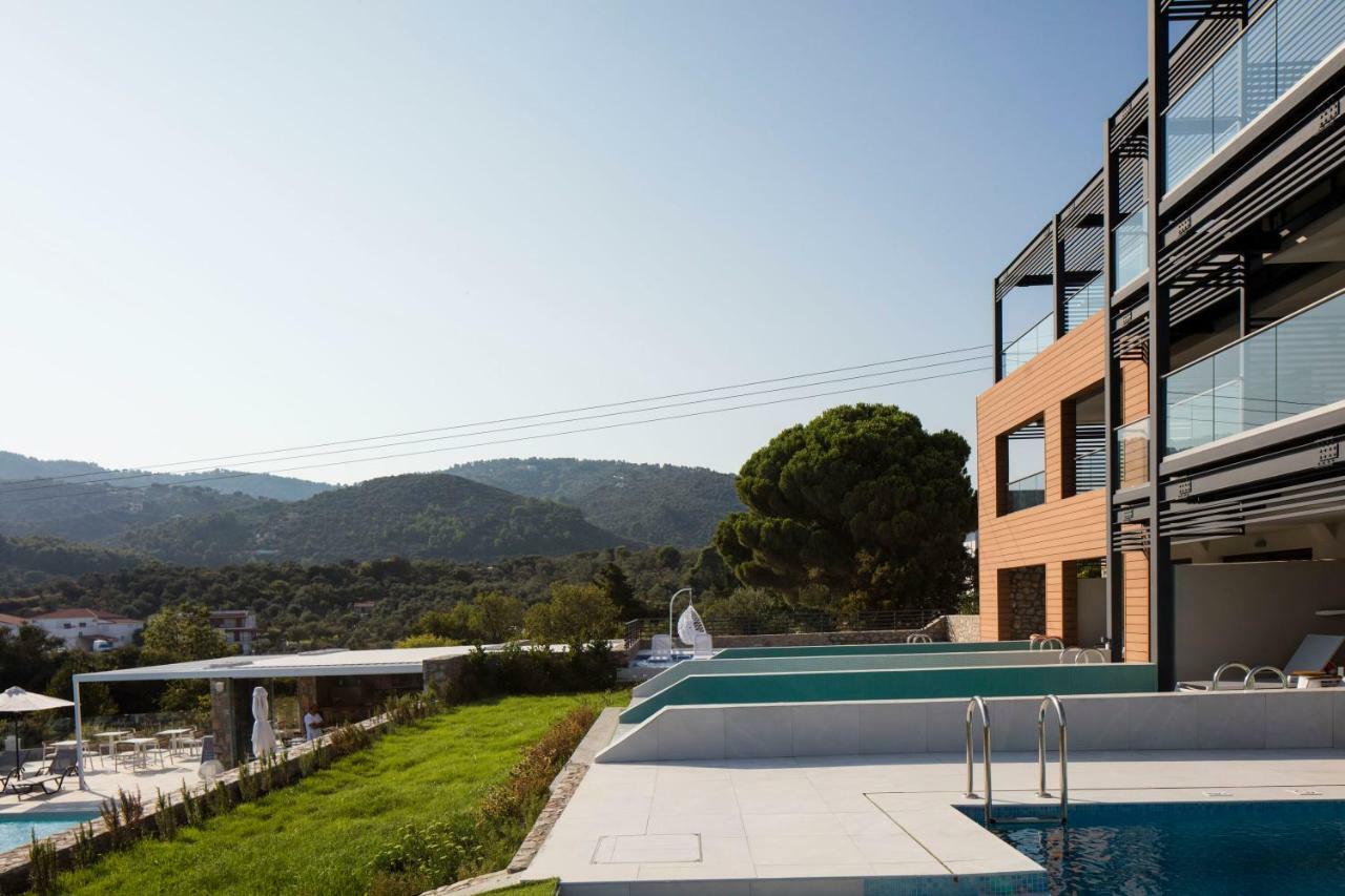 Amira Aparthotel Skiathos Town Exterior photo