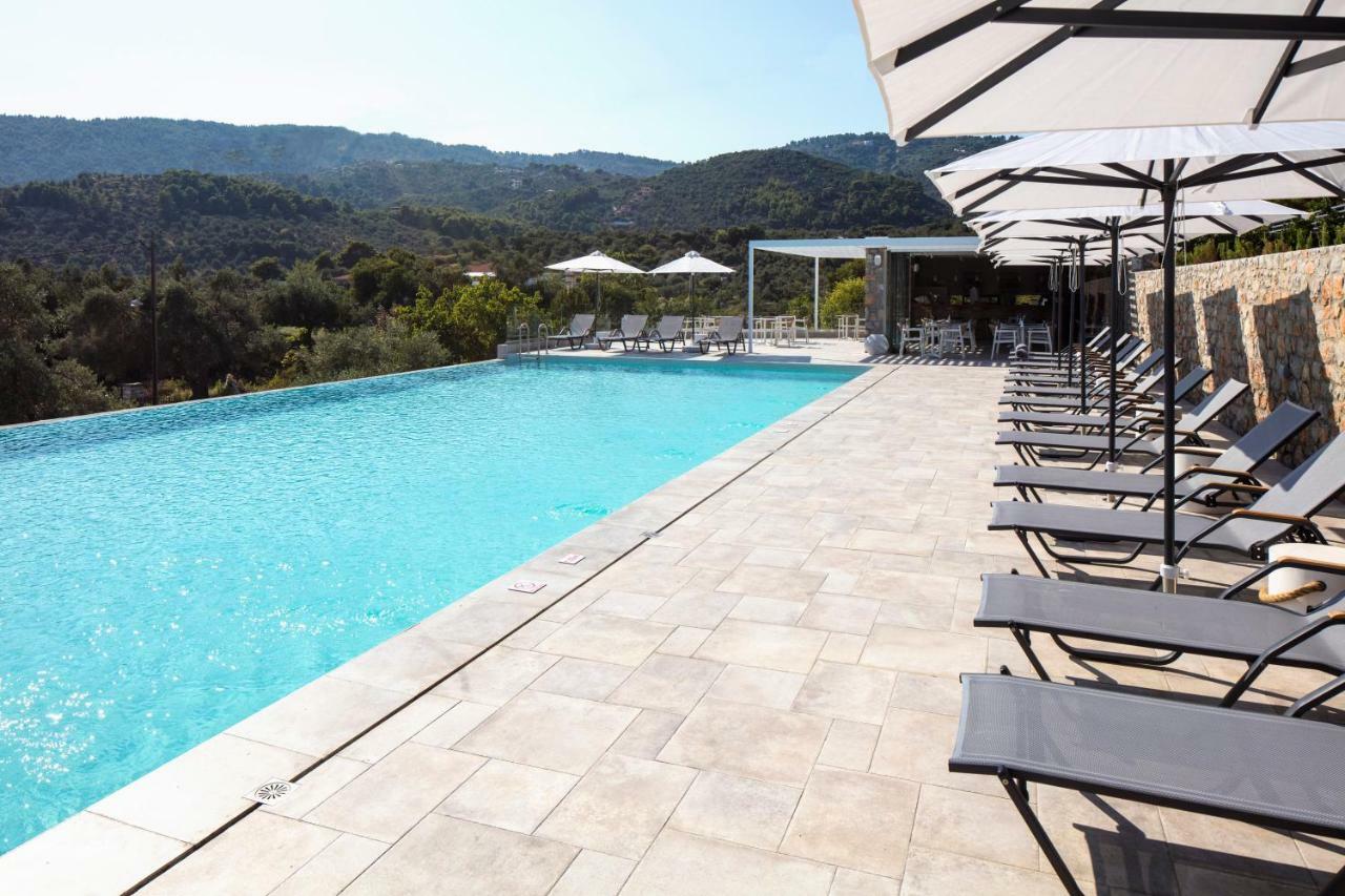 Amira Aparthotel Skiathos Town Exterior photo